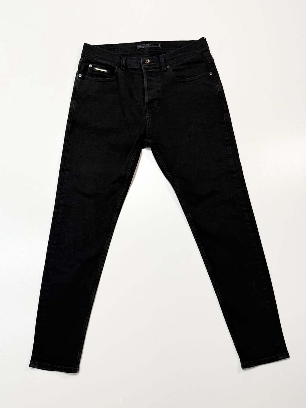 Zara Man Premium Denim Size 32 Black Jeans Streetwear Staple Dark Academia Quiet